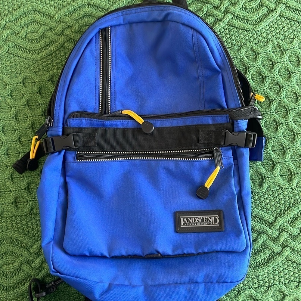 Land’s End Small Convertible Backpack EUC